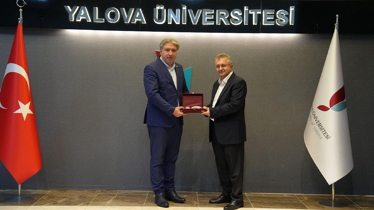 Yalova Istanbul Kent Univerite Rektor Ziyaret Gorusme (1)