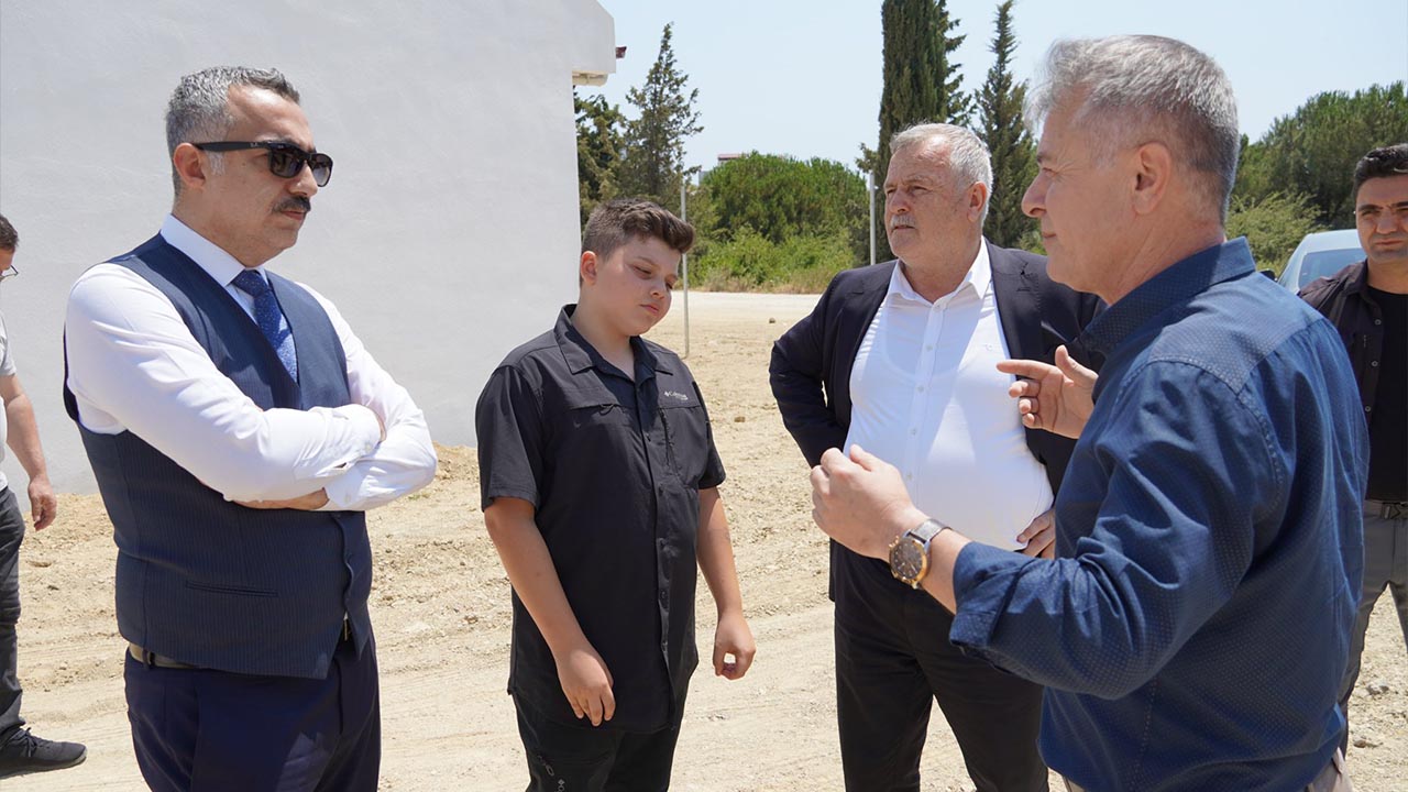Yalova Kaymakam Demir Hayvan Barinak Ziyaret (2)