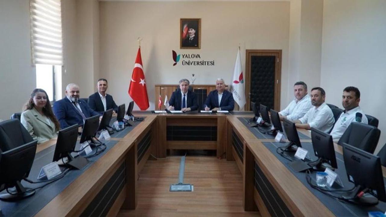 Yalova Universitesi Setur Marina Rektor Yonetici Protokol (2)