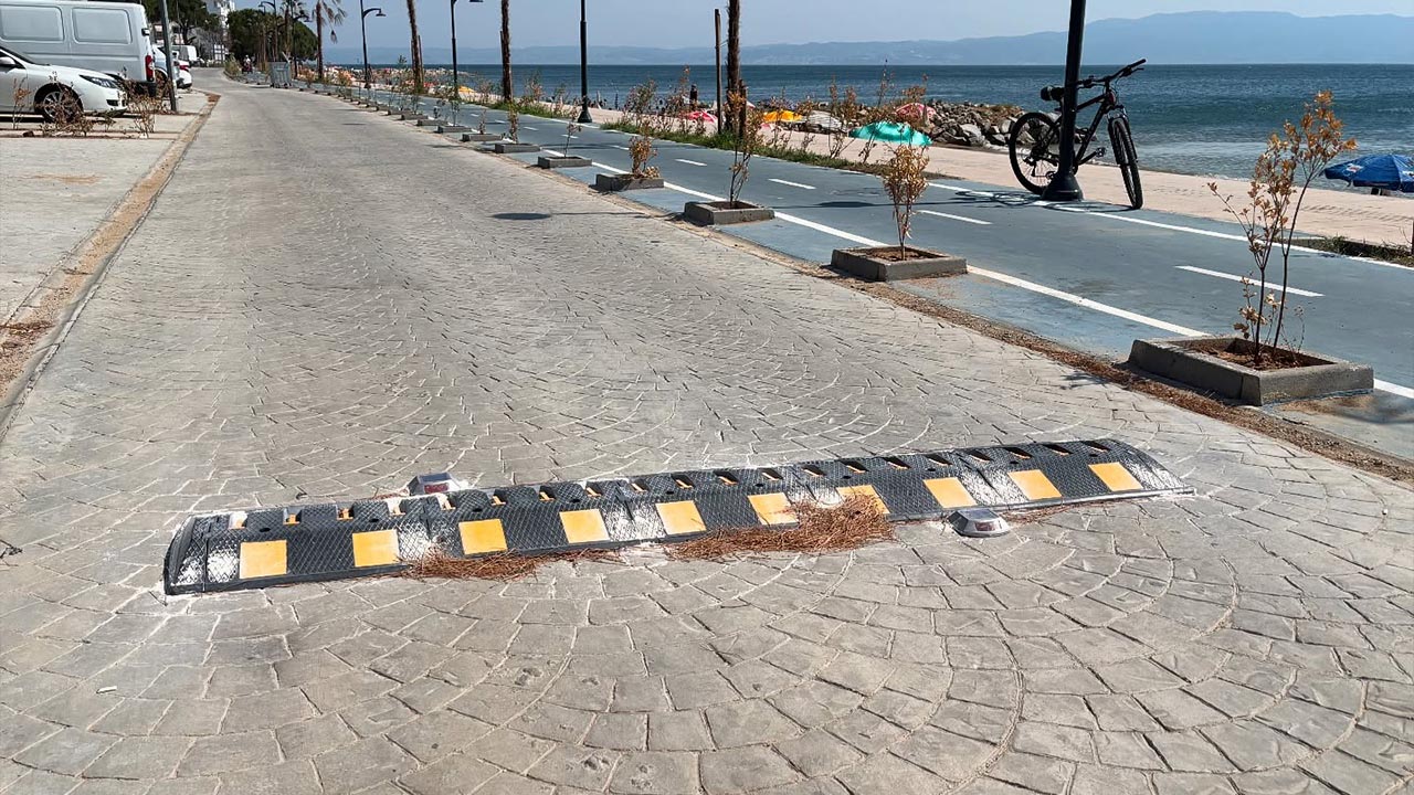 Yalova Yilandar Sahil Trafik Kapan (2)