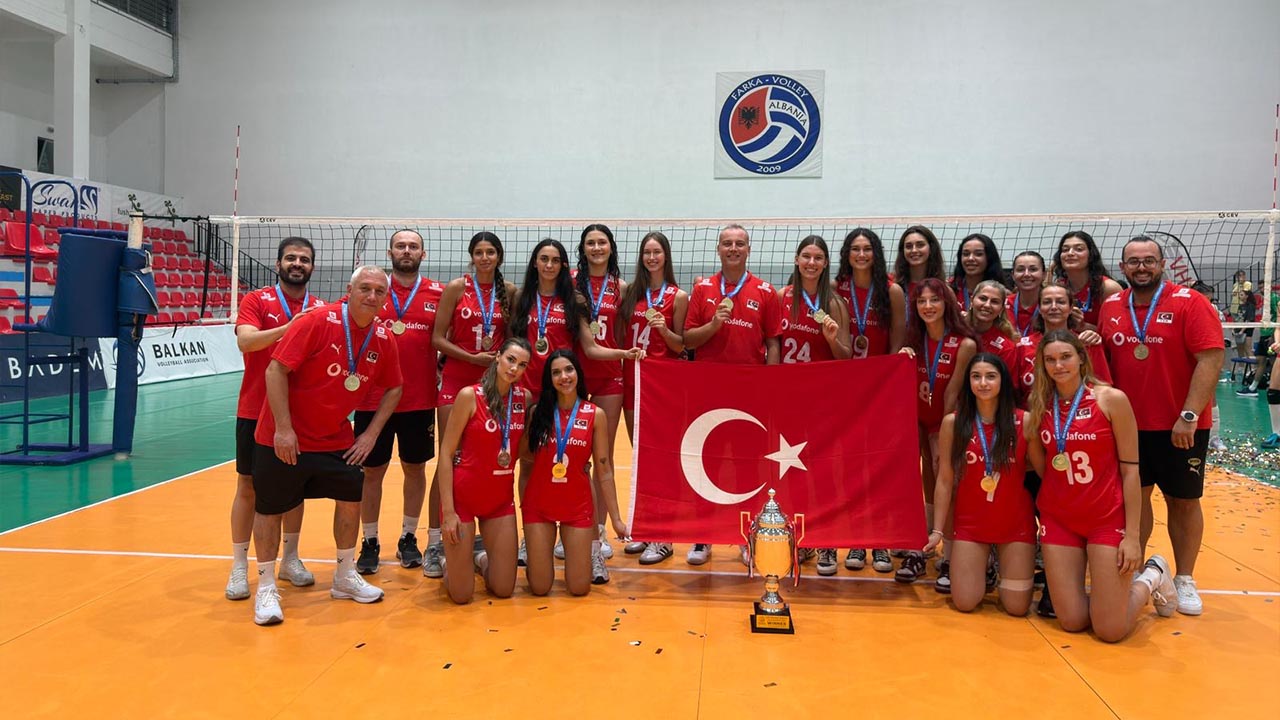 Eylül Ve Arkadaşları Balkan Şampiyonu (2)-1