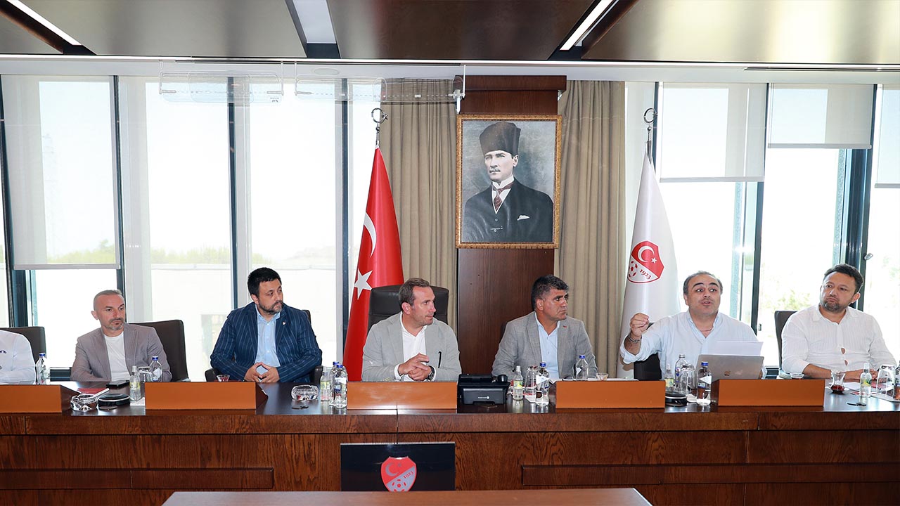 Yalova Bolgesel Amator Lig Statu Toplanti Futbol (2)