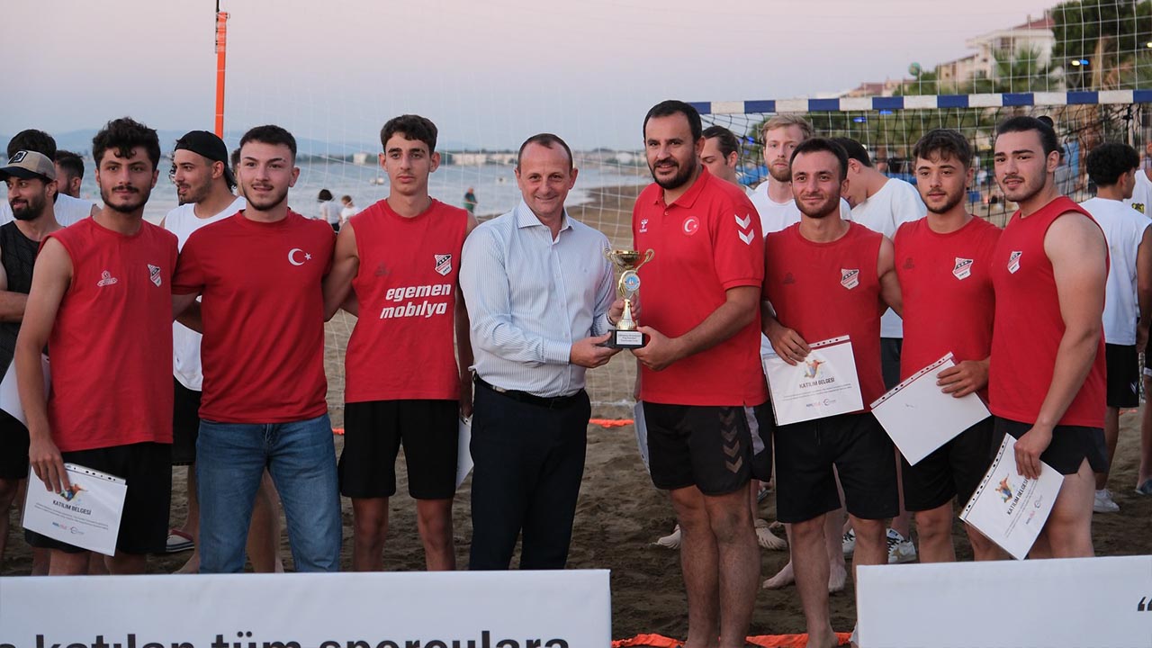 Yalova Ciftlikkoy Plaj Hentbol Turnuva Final (2)