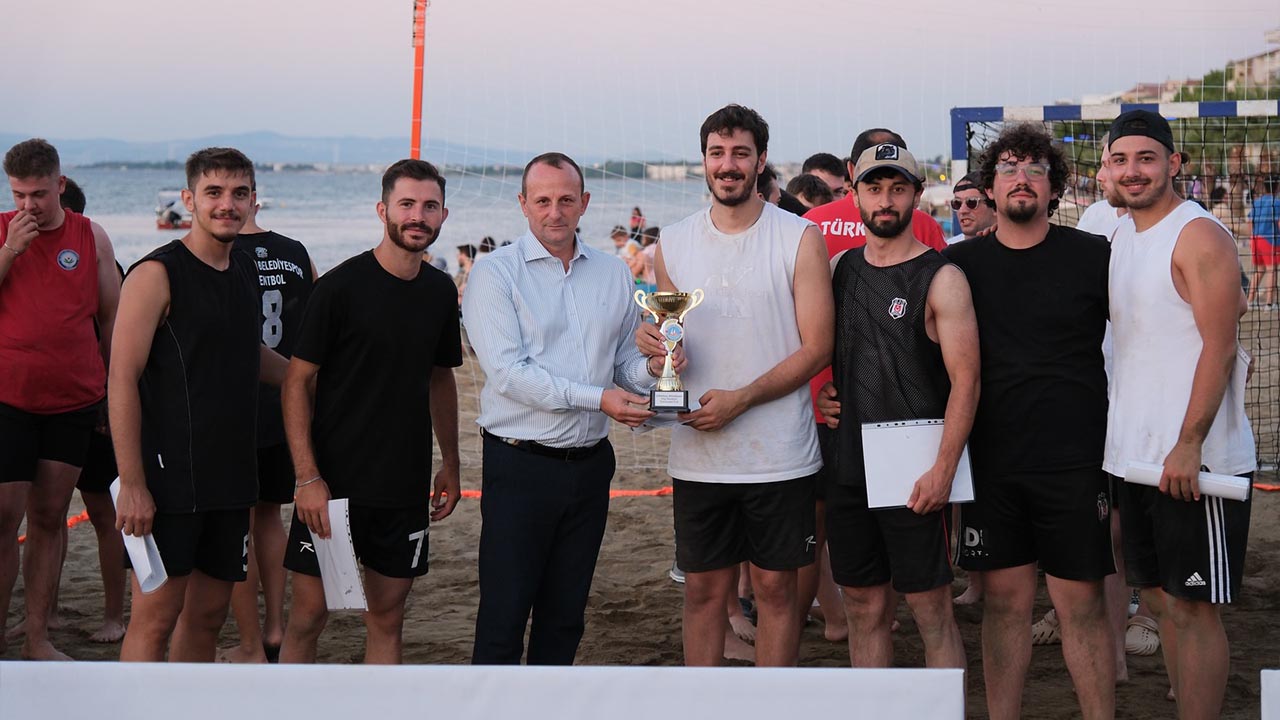 Yalova Ciftlikkoy Plaj Hentbol Turnuva Final (5)