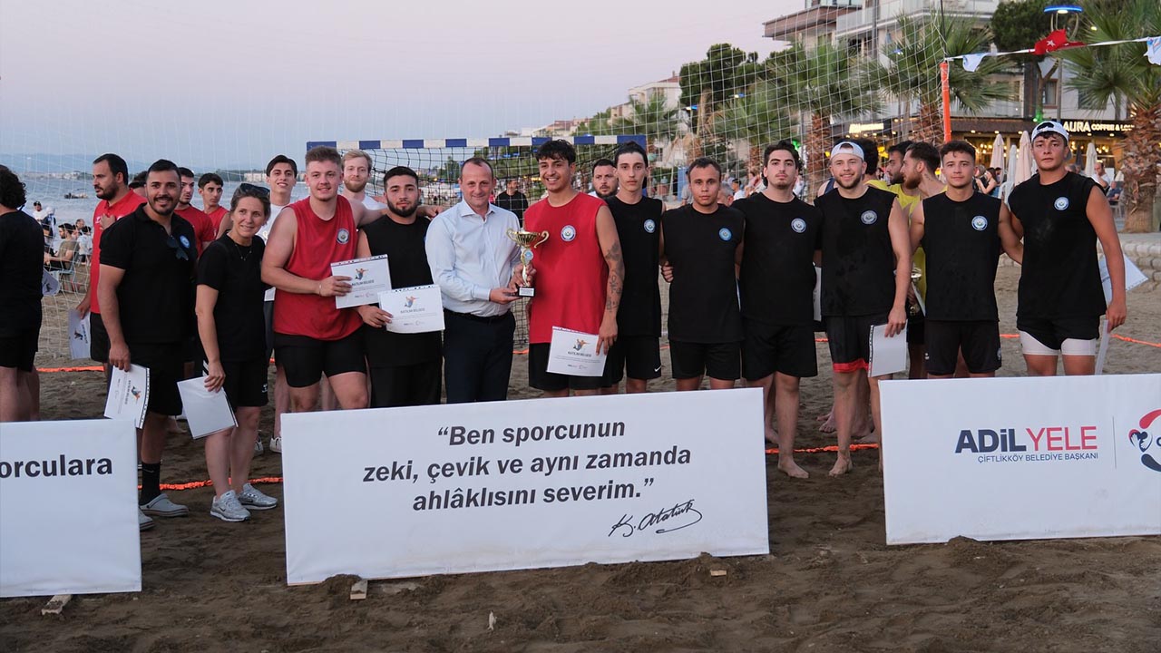 Yalova Ciftlikkoy Plaj Hentbol Turnuva Final (8)