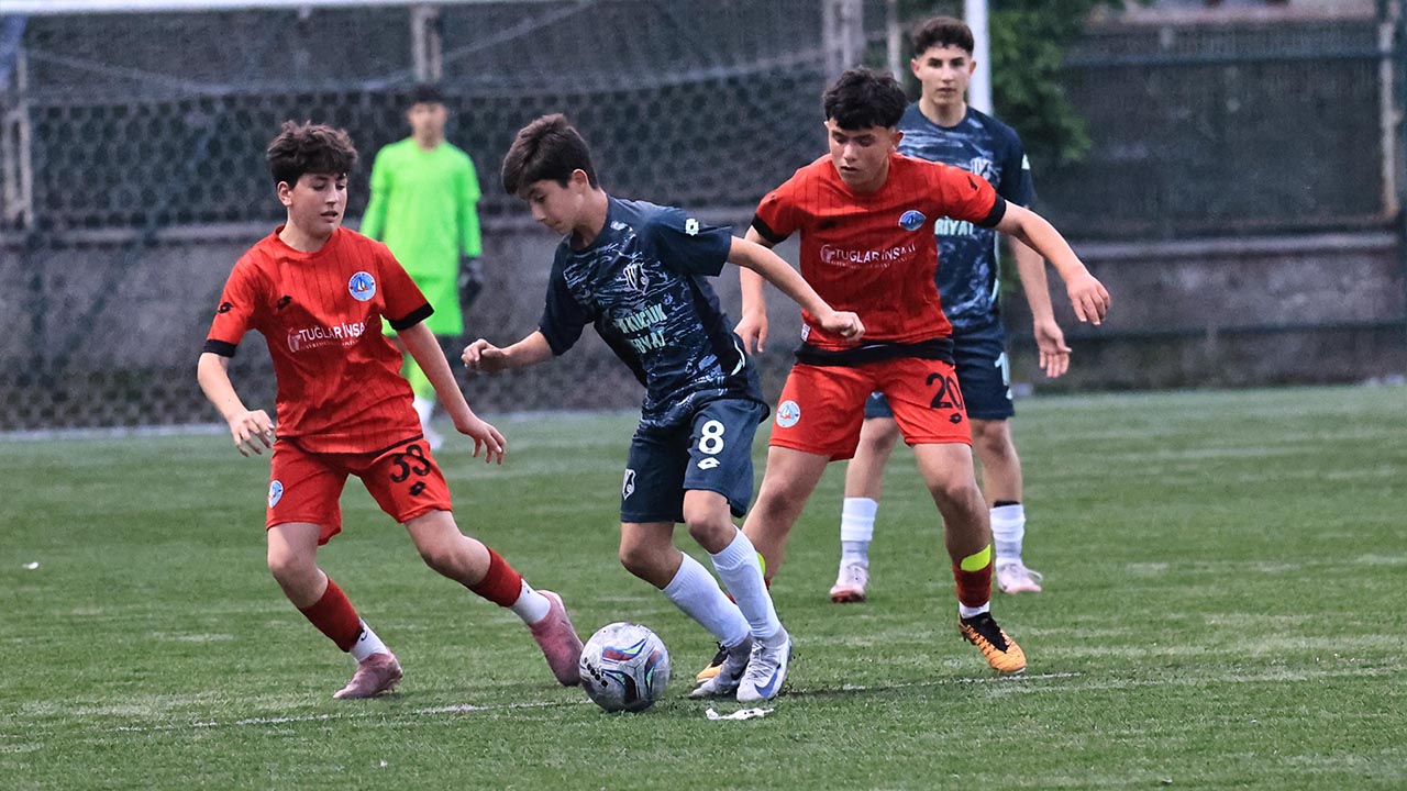 Yalova Gucu Yalovaspor Gelisim Lig Katilim (4)