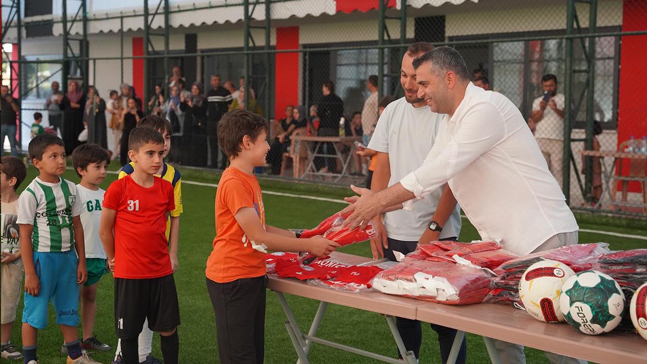 Yalova Kadikoy Minik Saha Futbol (2)
