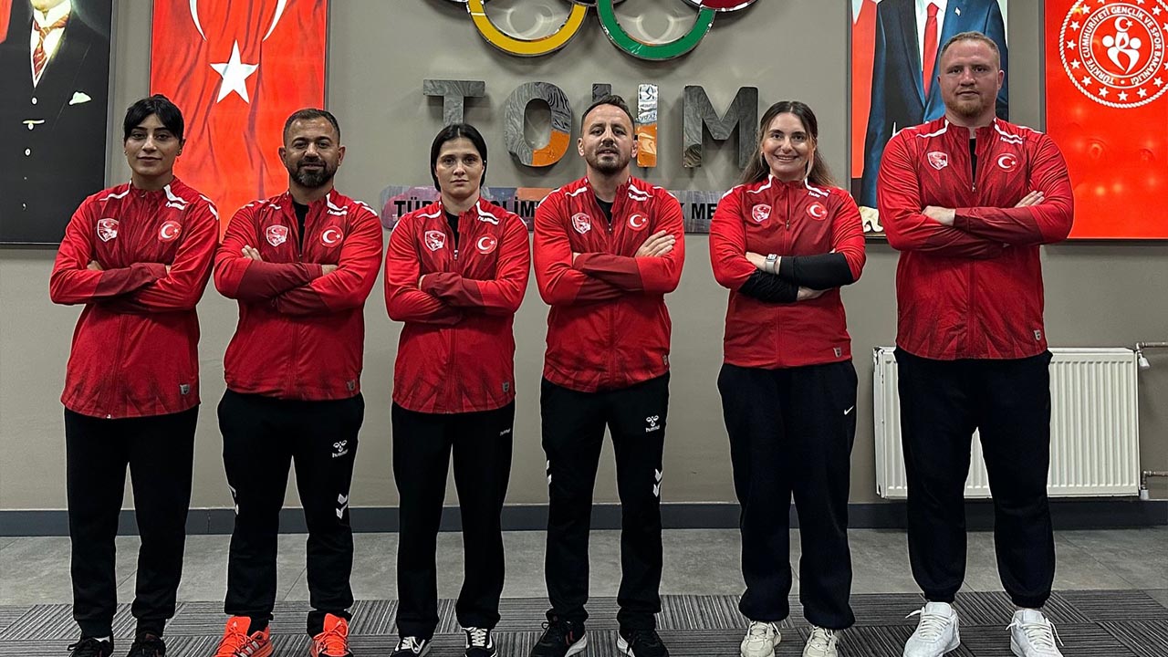Yalova Sevval Tuba Dilan Sahne Avrupa (1)