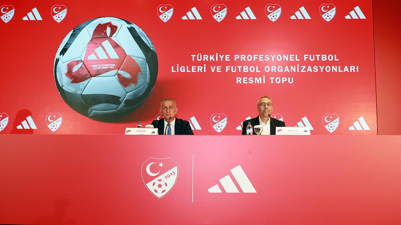 Yalova Turkiye Profesyonel Lig Sponsor Adidas (3)