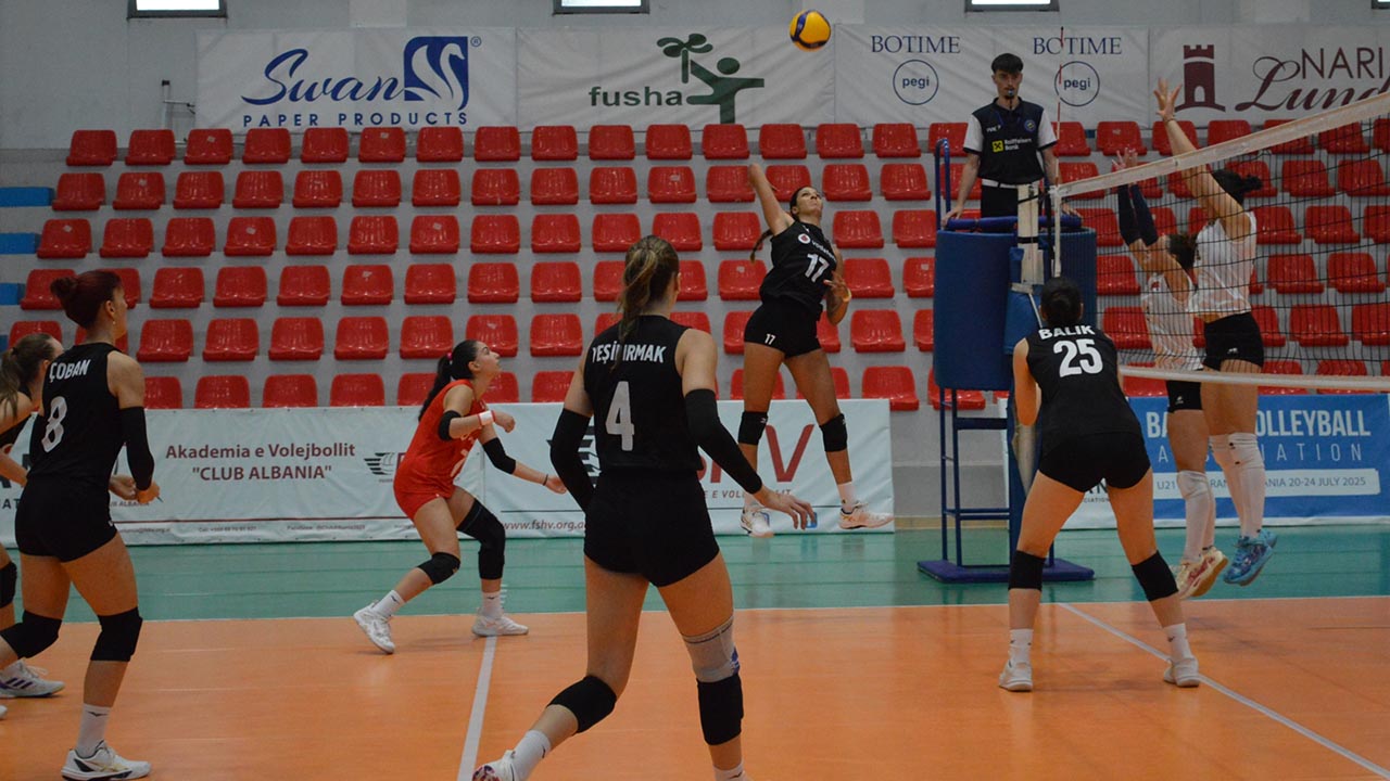 Yalova Voleybol Eylul Durgun Arkadas Mac Galibiyet (3)