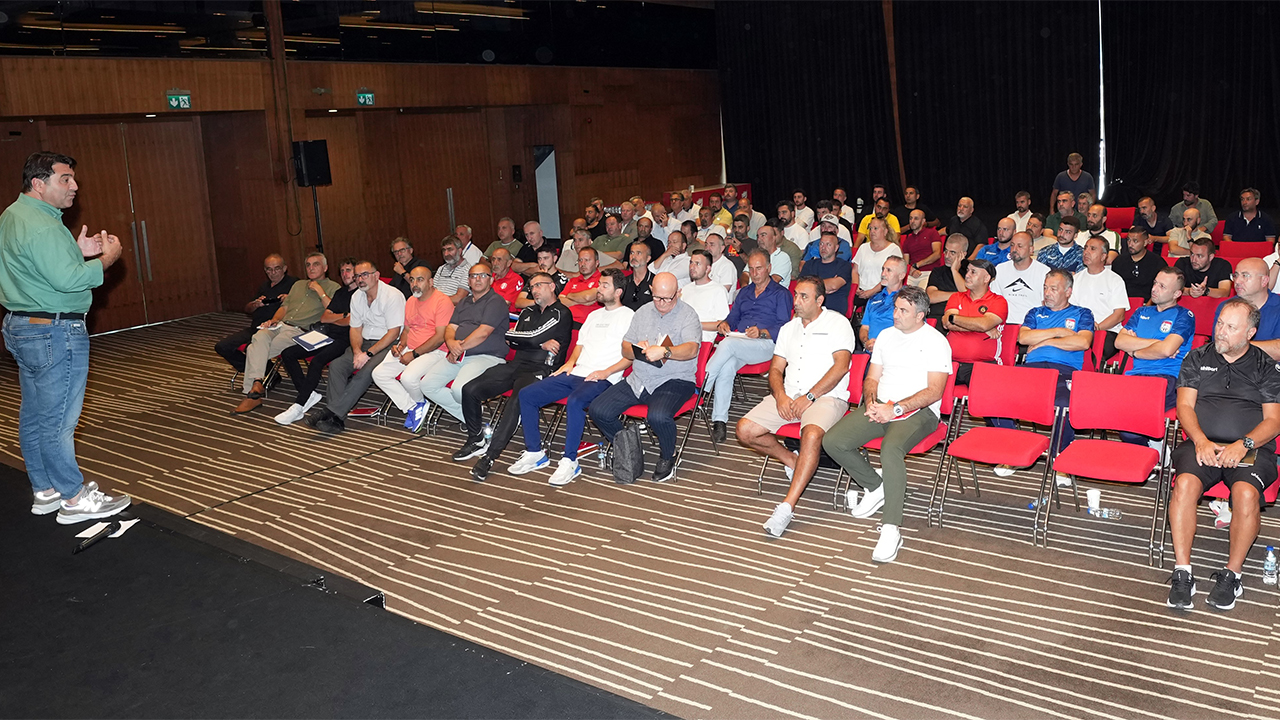 Amatör Kulüpler Akademi Direktörleri Toplantısı Riva'da Yapıldı (5)