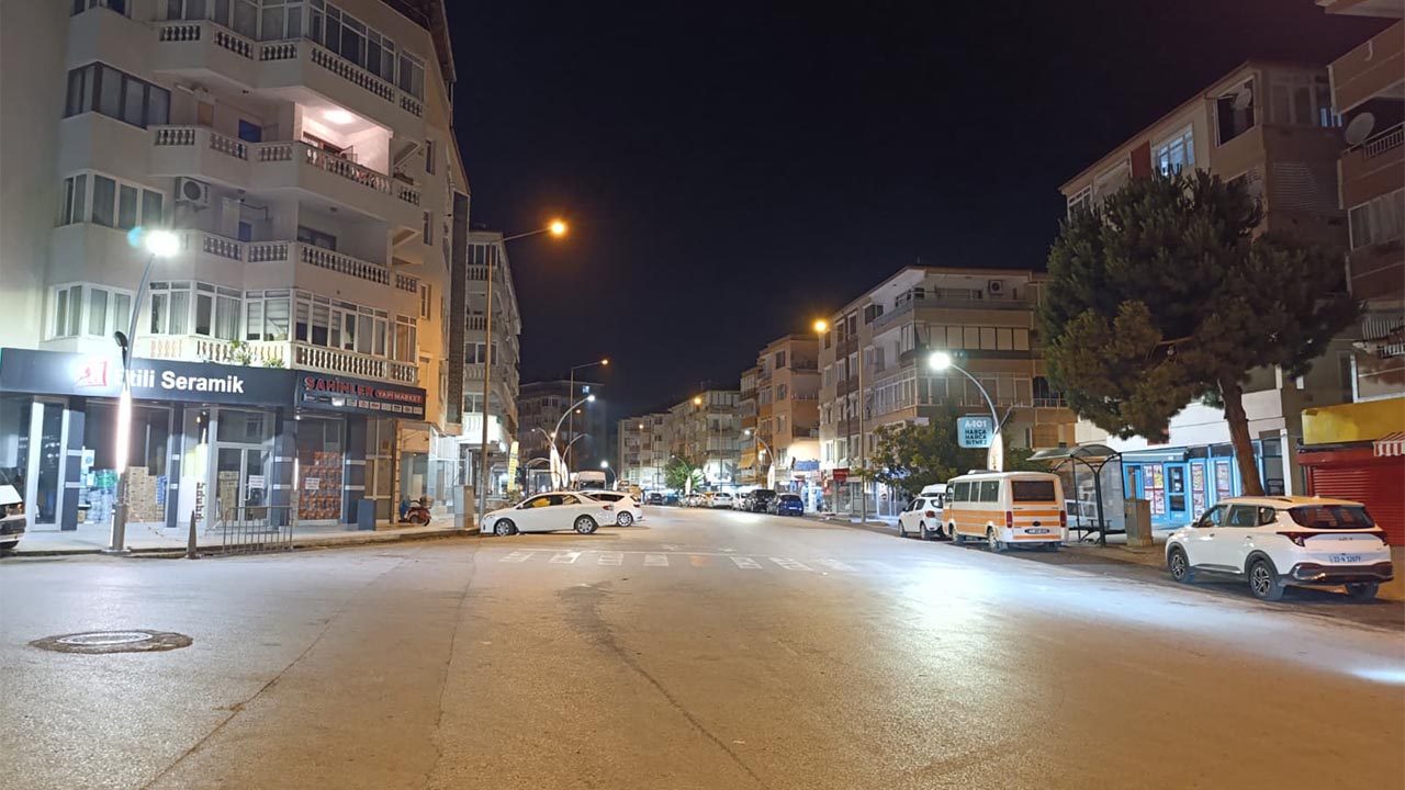 Coşkun Caddesi Işıl Işıl (1)