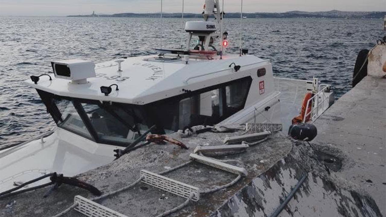 Feribottan Denize Atlayan Kadın Kurtarıldı (3)