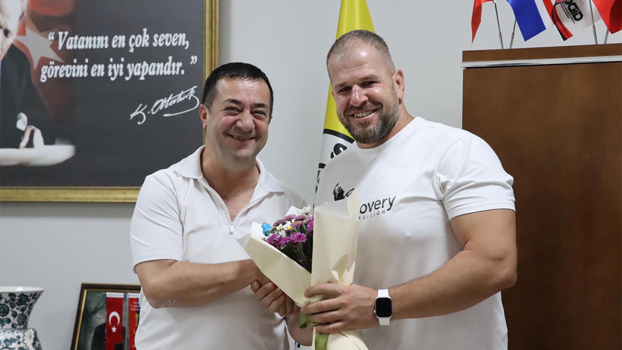 “Genç Pehlivanlarımızla Gurur Duyuyoruz” (3)