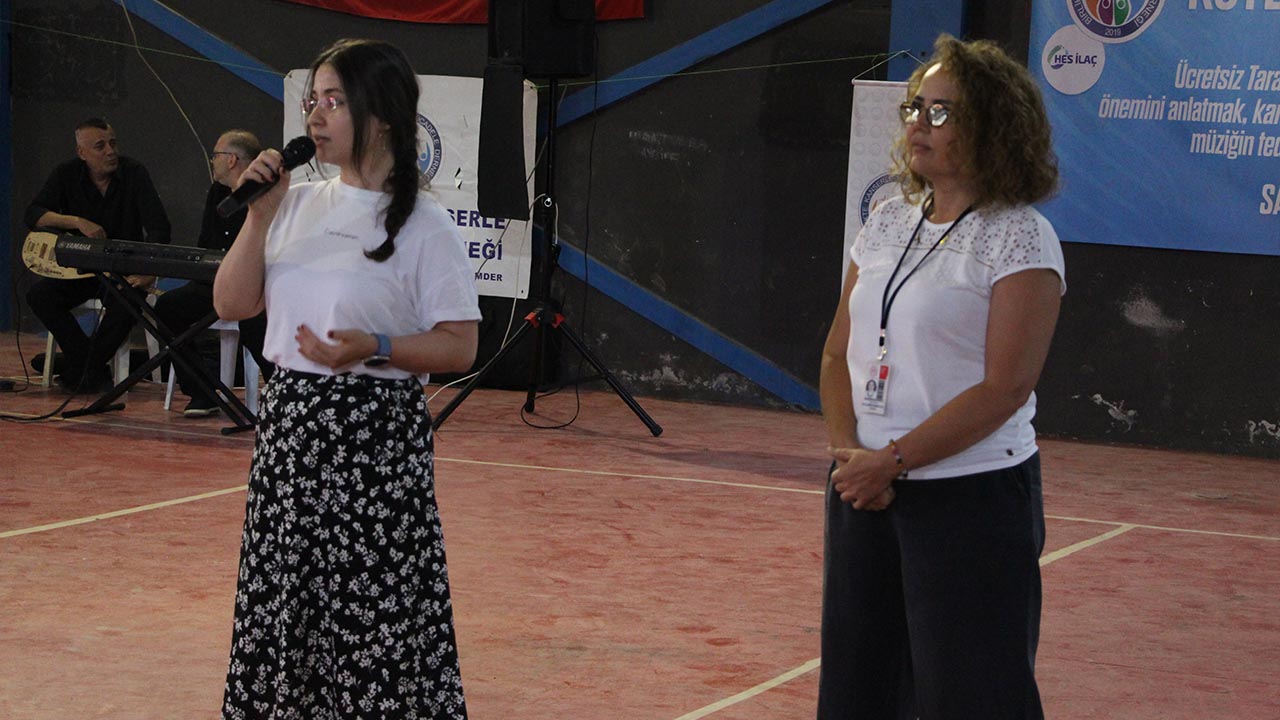Yalova Bikamder Il Saglik Mudur Yerel Sanatcilar Koyde Jayat Var Proje Ucretsiz Kanser Tarama (12)