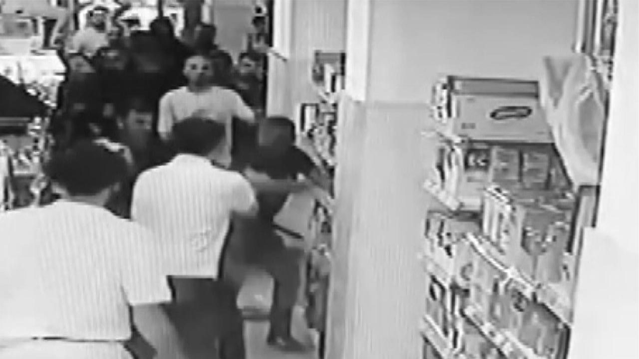 Yalova Zincir Market Eski Erkek Arkadas Saldiri Bicak (1)