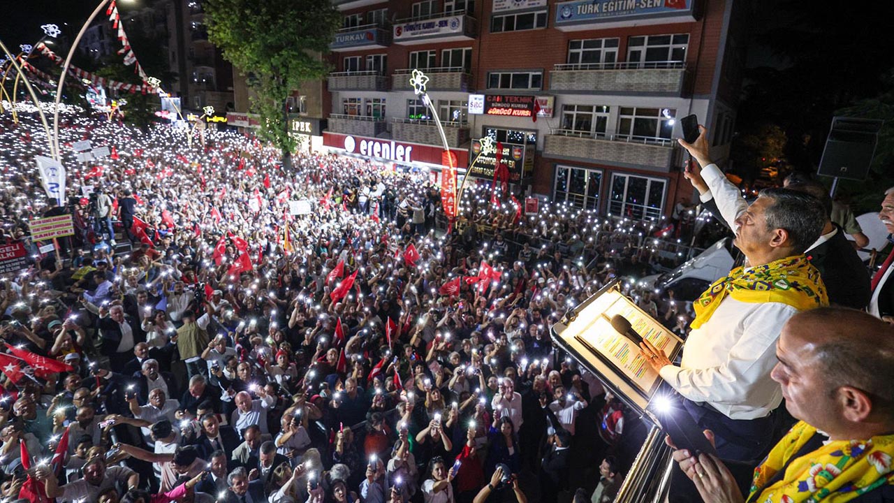 Chp Özgür Özel Miting Tokat Terör (3)