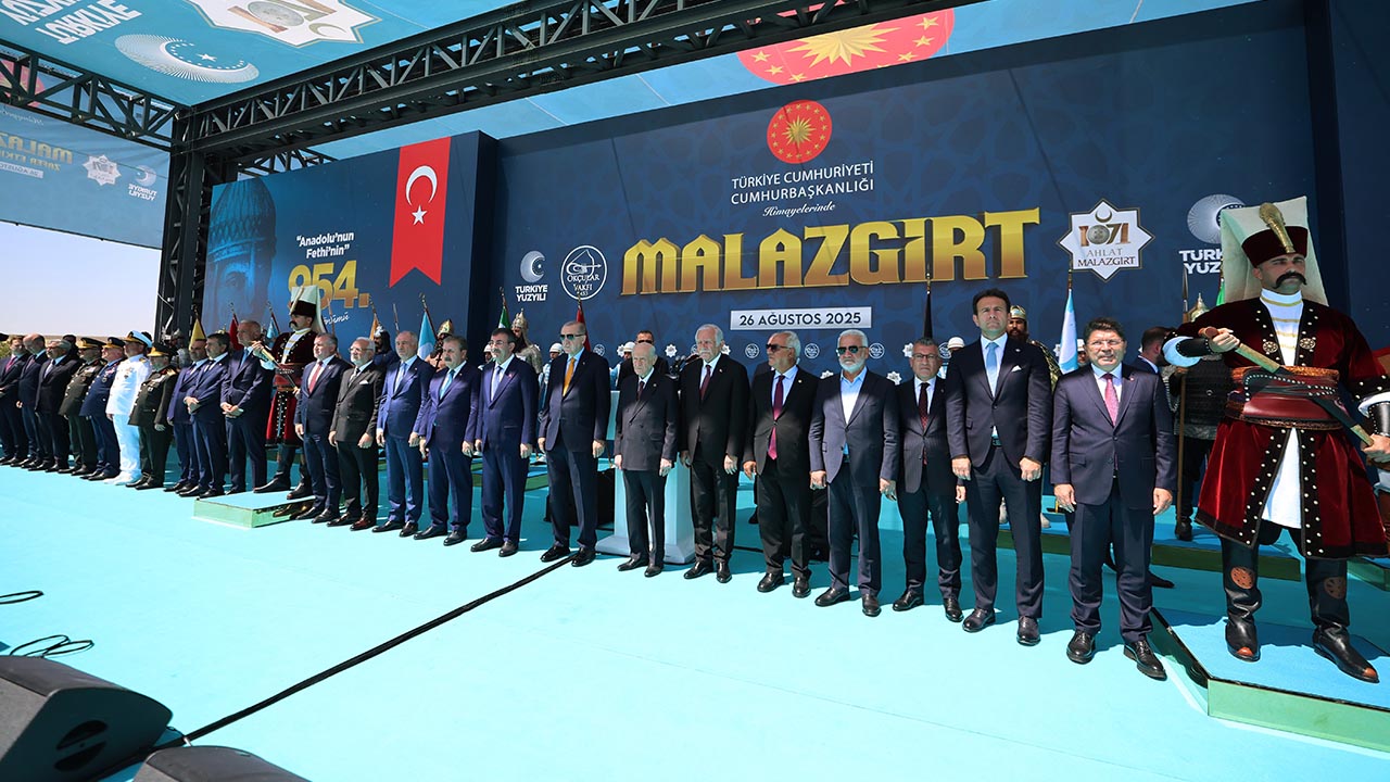 Cumhurbaşkanı Erdoğan Malazgirt Zafer Konuşma Bitlis (3)