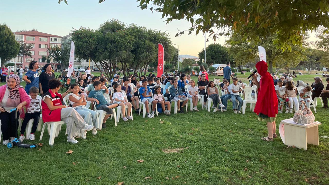 Yalova Aile Sosyal Hizmet Il Mudurluk Kizilay Cocular Kucuk Prens Masal Etkinlik (1)