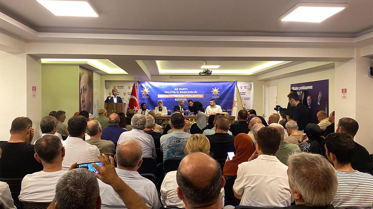 Yalova Ak Parti Il Danisma Meclis Toplanti (1)-1