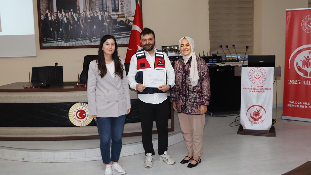 Yalova Akran Zorbalik Siber Soylesi Emniyet (3)
