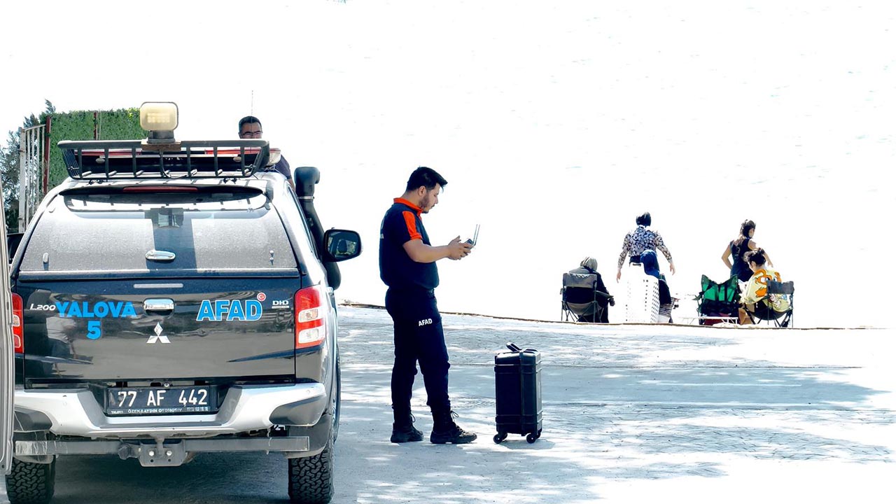 Yalova Armutlu Deniz Muhtemel Bogulma Vaka Ihbar 112 Acil (2)