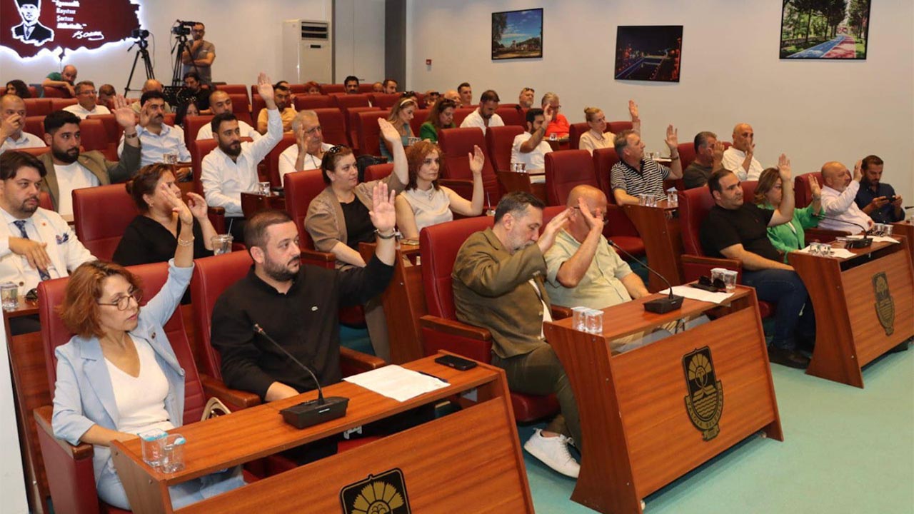 Yalova Belediye Agustos Meclis Mansart Cati Kentsel Donusum Kolaylik Karar (3)