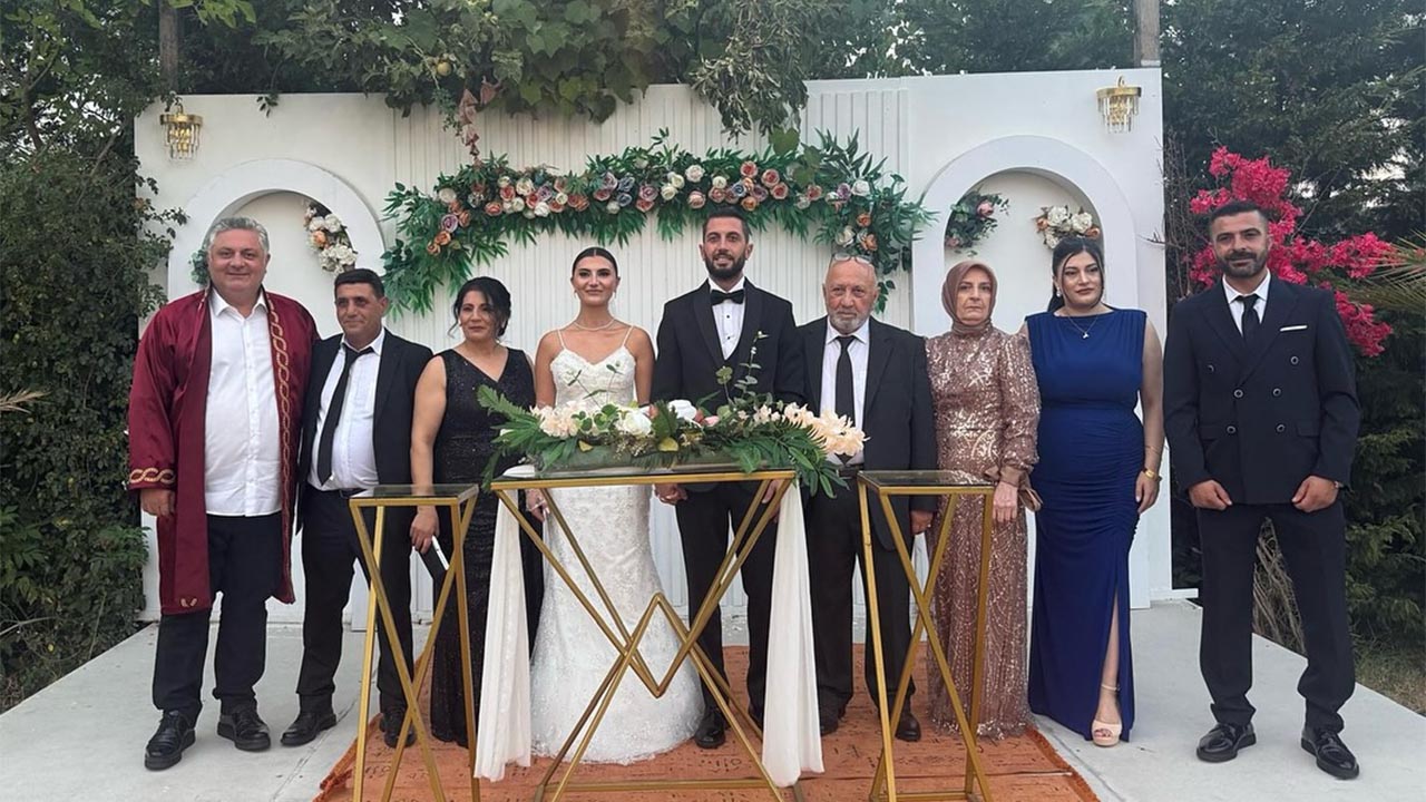 Yalova Belediye Baskan Mehmet Gurel Nikah Toren Tebrik (2)