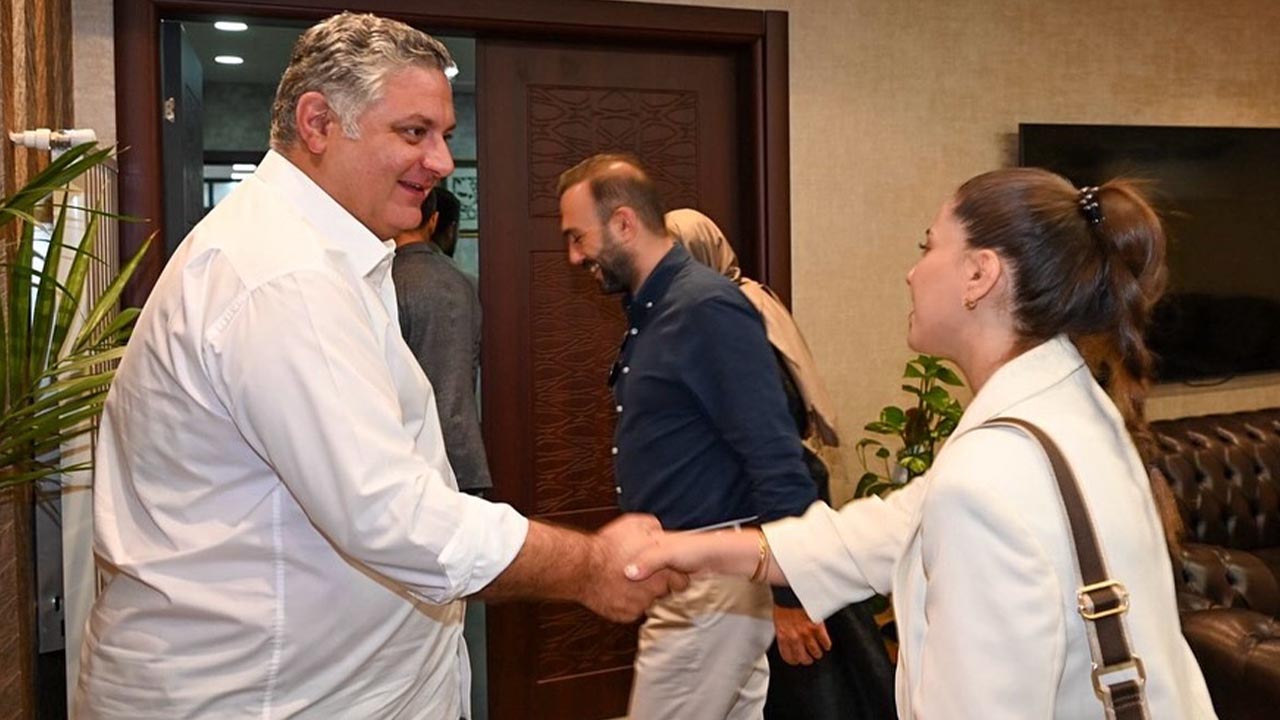 Yalova Belediye Baskan Yesilay Sube Istanbul Misafir Gorusme (2)