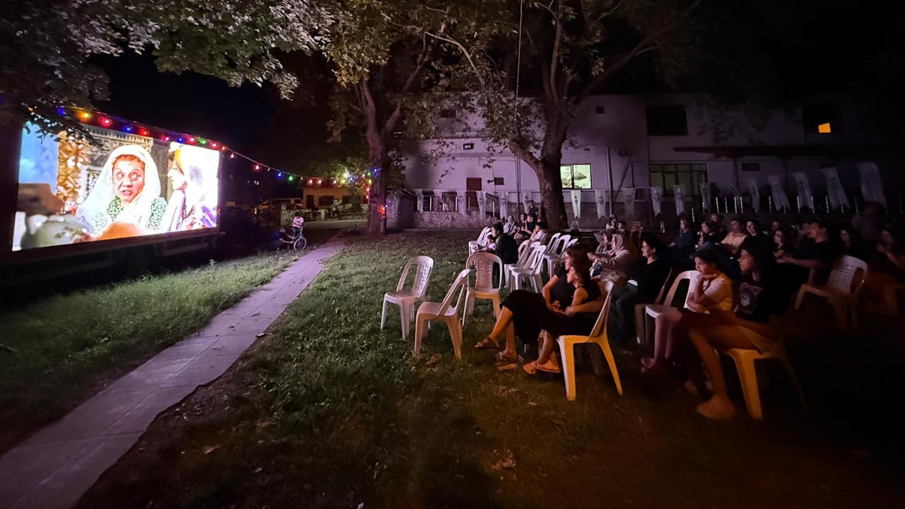 Yalova Belediye Sogucak Kultur Yolda Acik Hava Sinema (4)