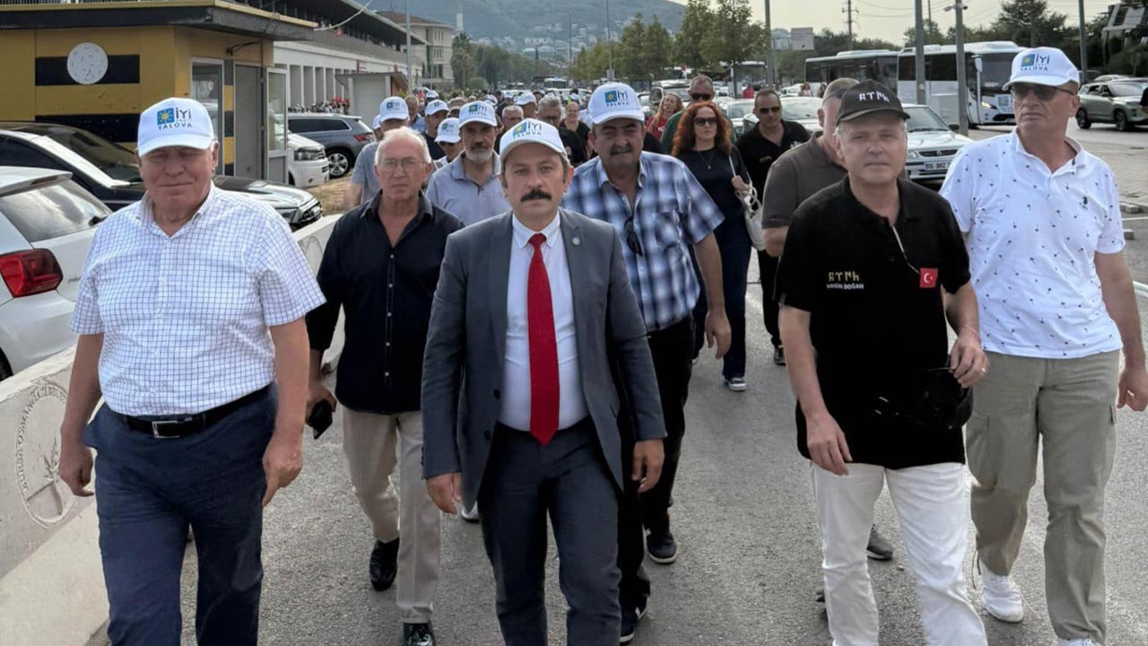 Yalova Bursa Iyi Parti Il Baskan Genel Merkez Miting Katilim (1)