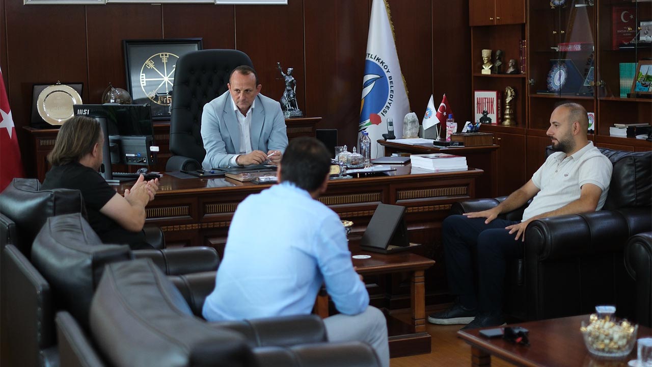Yalova Ciftlikkoy Belediye Baskan Winner Sport Yetkili Plaket Tesekkur (2)