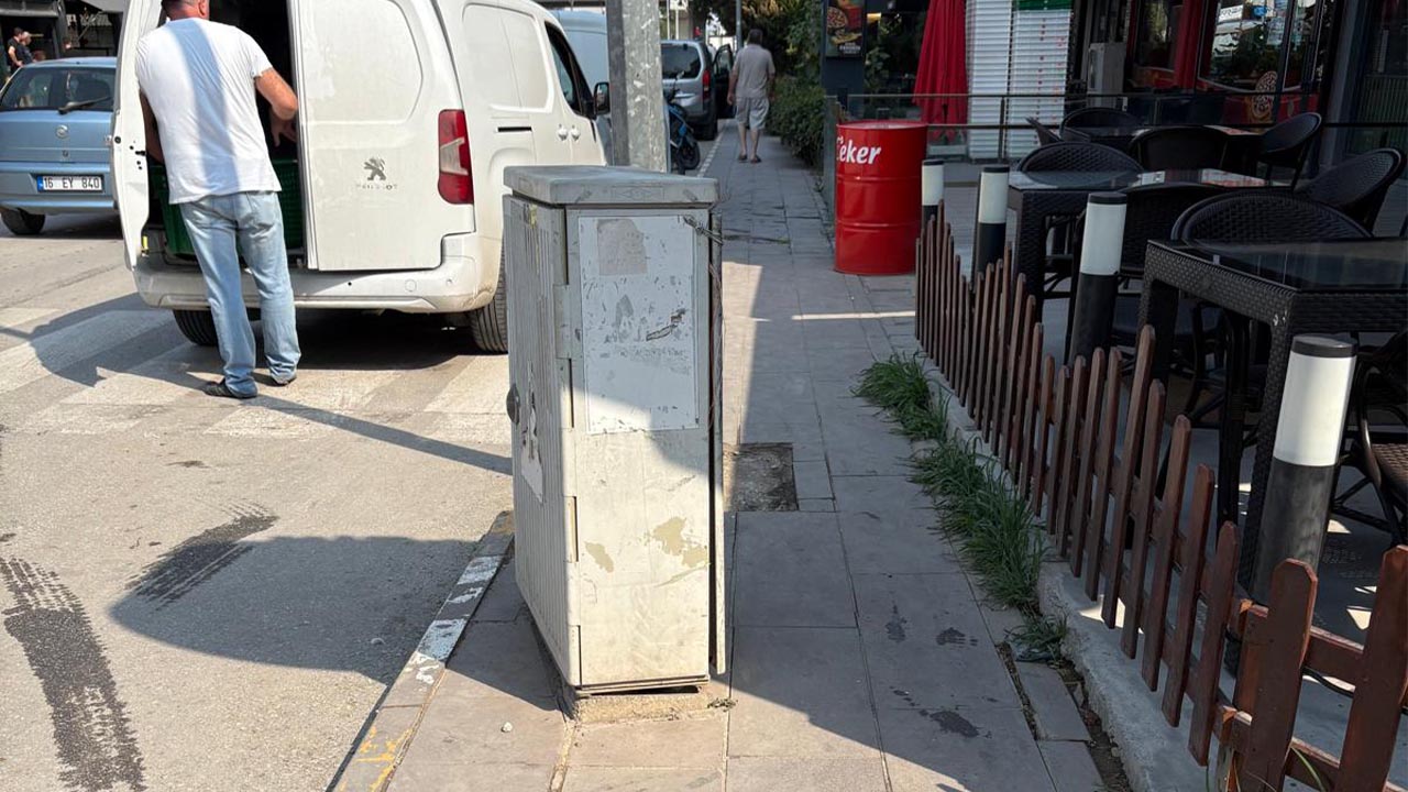 Yalova Ciftlikkoy Kaldirim Engel Tehlike (1)