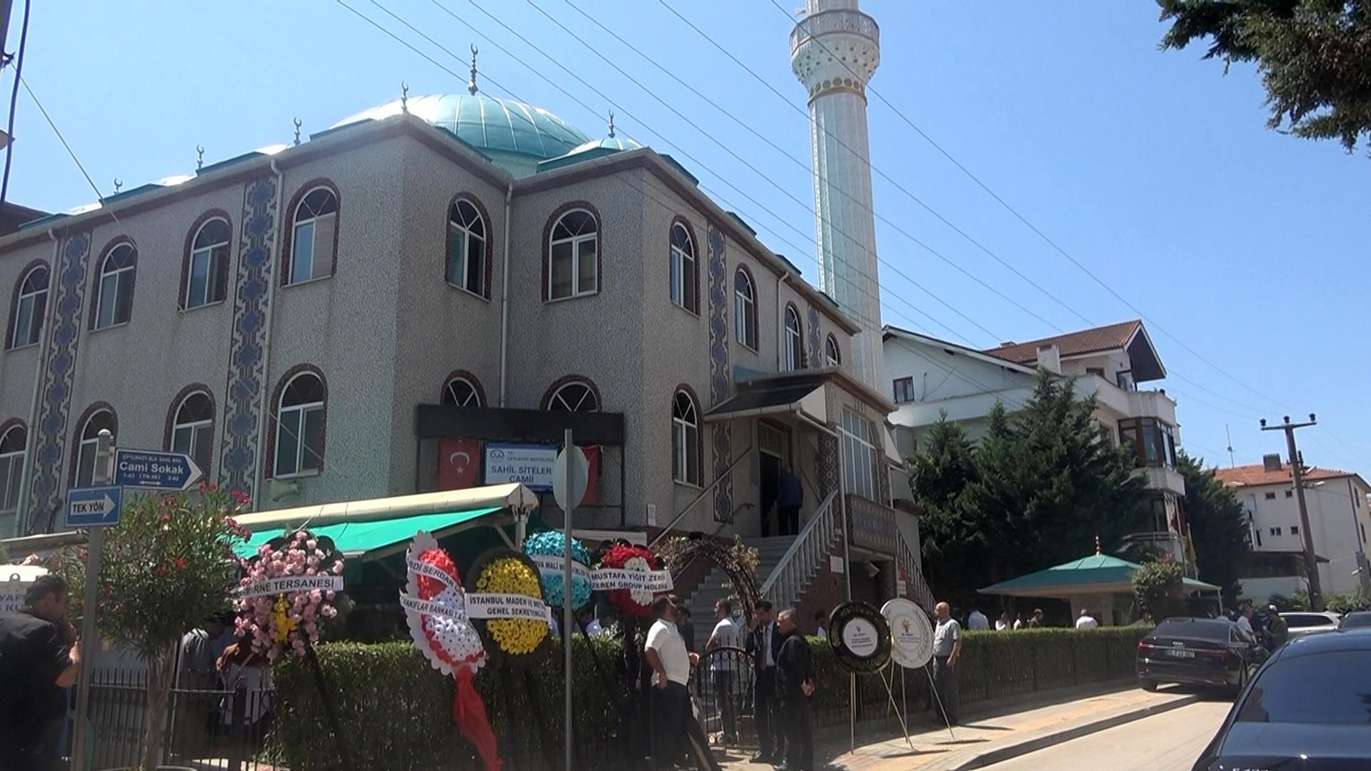 Yalova Ciftlikkoy Maliye Bakan Mehmet Simsek Agabey Vefat Cenaze (4)