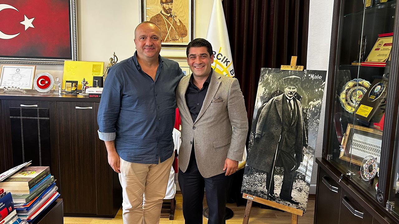 Yalova Cinarcik Belediye Baskan Misafir Altin Cinar Festival Davet (2)