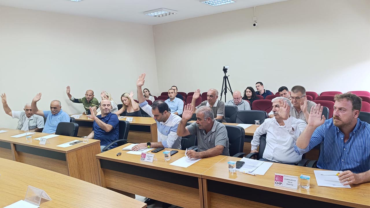 Yalova Cinarcik Belediye Meclis Agustos Ayi Toplanti (2)