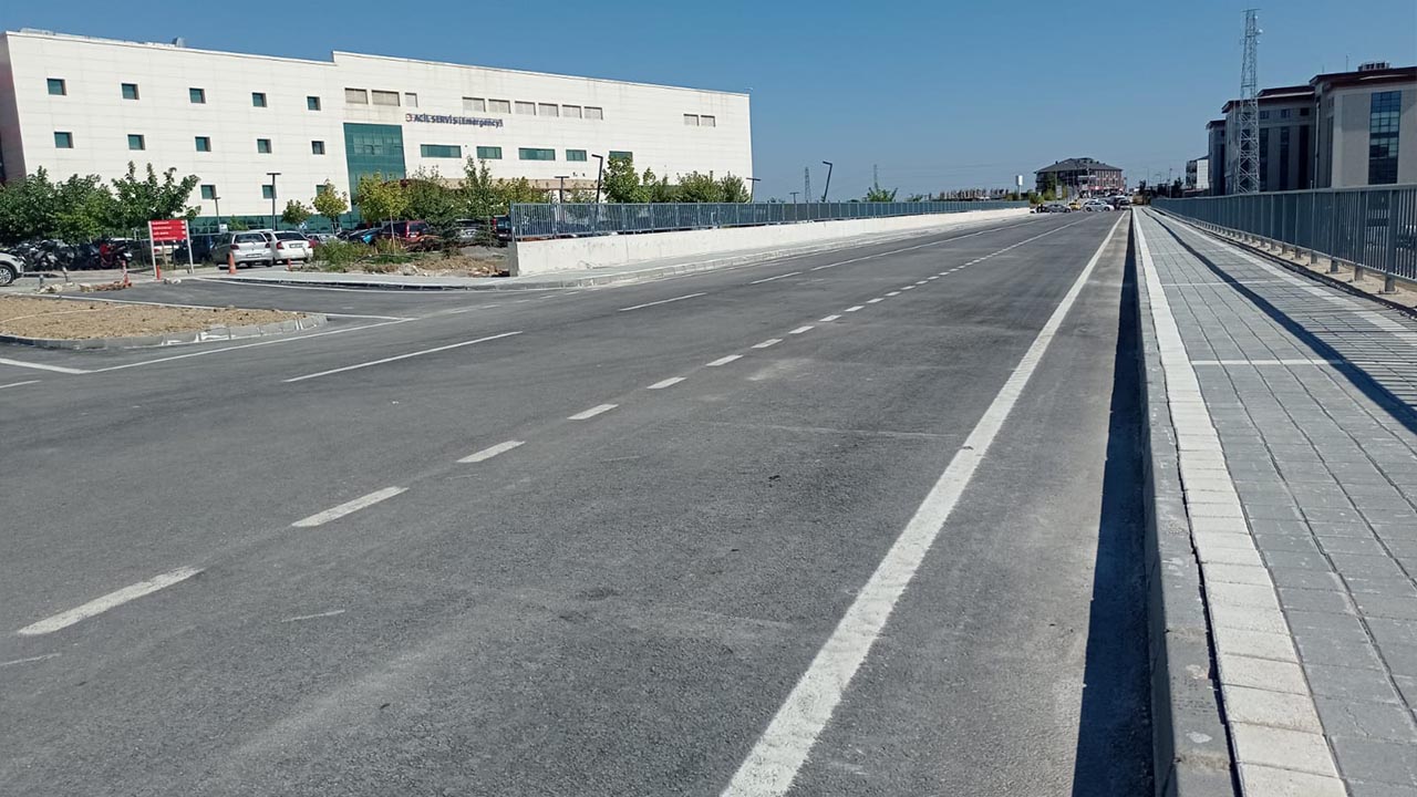 Yalova Egitim Arastirma Hastane Coken Yol Kaldirim Doseme Calisma (2)