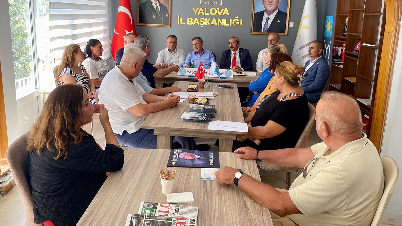 Yalova Iyi Parti Bursa Kocaeli Saha Calisma Toplanti (4)