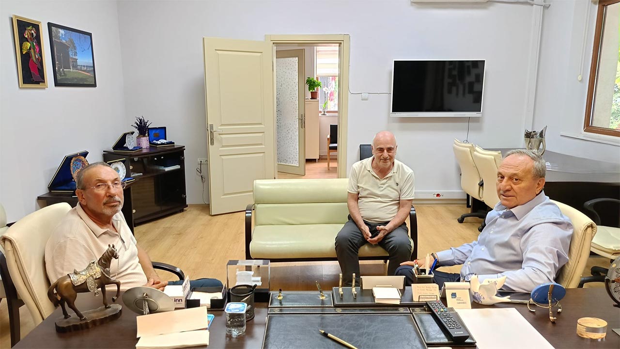 Yalova Kent Konseyi Baskan Aronya Uretici Emekli Ogretmen Gorusme (2)