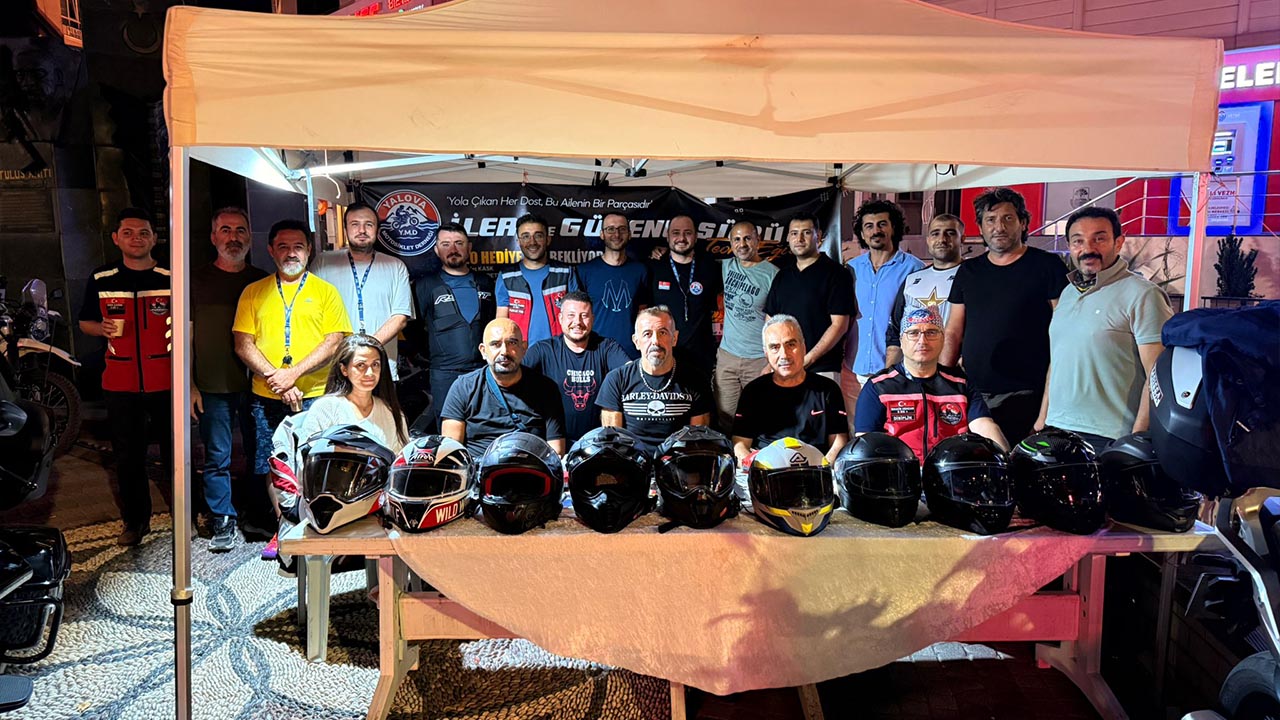Yalova Motosiklet Motor Segir Tur Turk Bayrak (1)