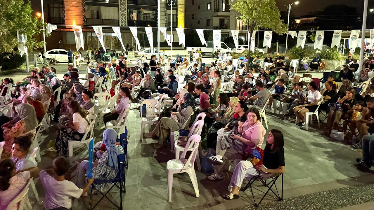 Yalova Sinema Kultur Acik Hava Mahalle Merkez (1)