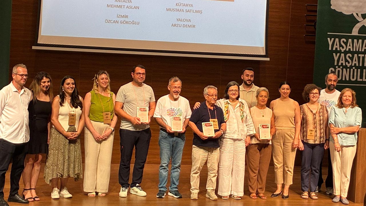 Yalova Tema Vakfi Saha Koordinasyon Toplanti Odul (3)