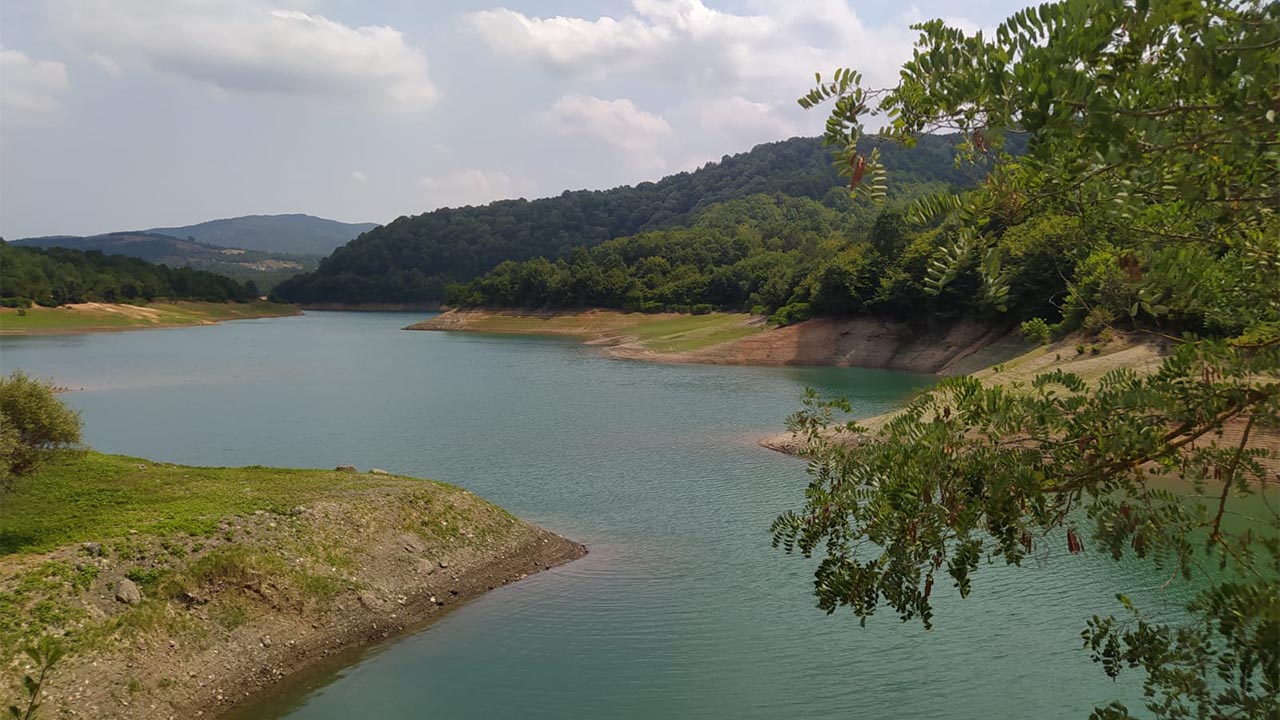 Yalova Termal Gokce Baraj Yaz Ayi Kuraklik Su Seviye Dusus (2)