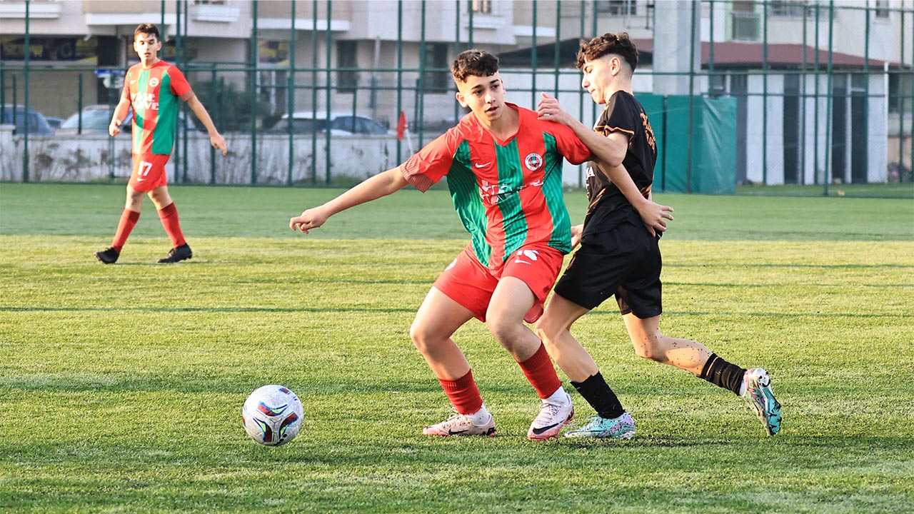 Yalova Turkiye Futbol Federasyon Elit Gelisim Lig Yalovaspor Yalovagucu (3)