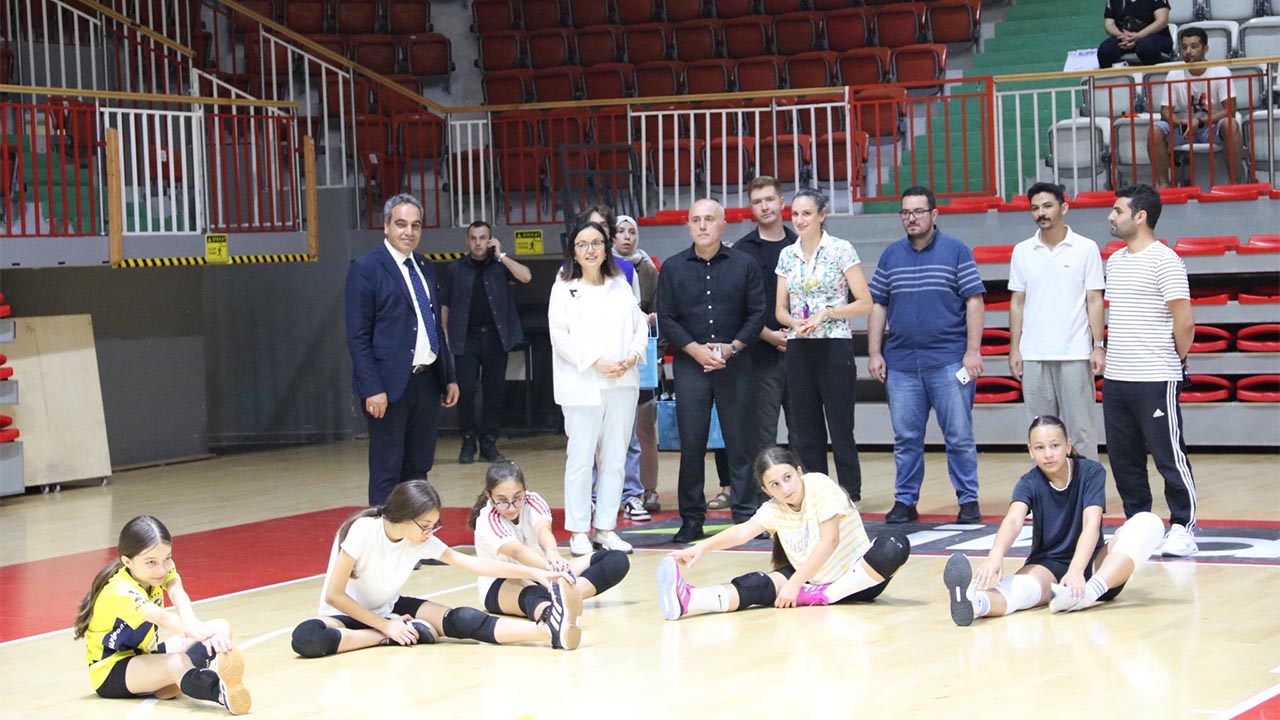 Yalova Vali Genclik Spor Il Mudurluk Yaz Okul Ziyaret Inceleme (1)