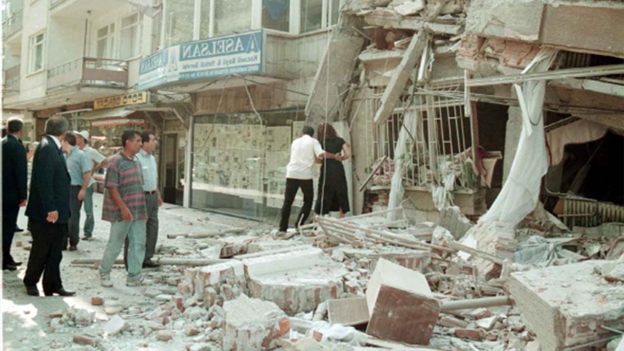 Yalova’da Deprem Korkusu “Tedbirsizlik En Büyük Endişe” (2)