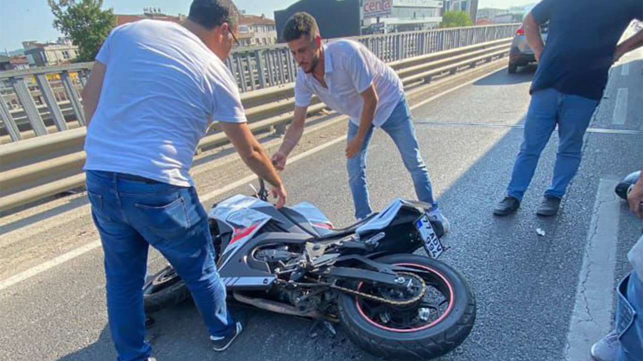 Yalova'da Trafik Kazasında Ölen Genç Son Yolculuğuna Uğurlandı (3)