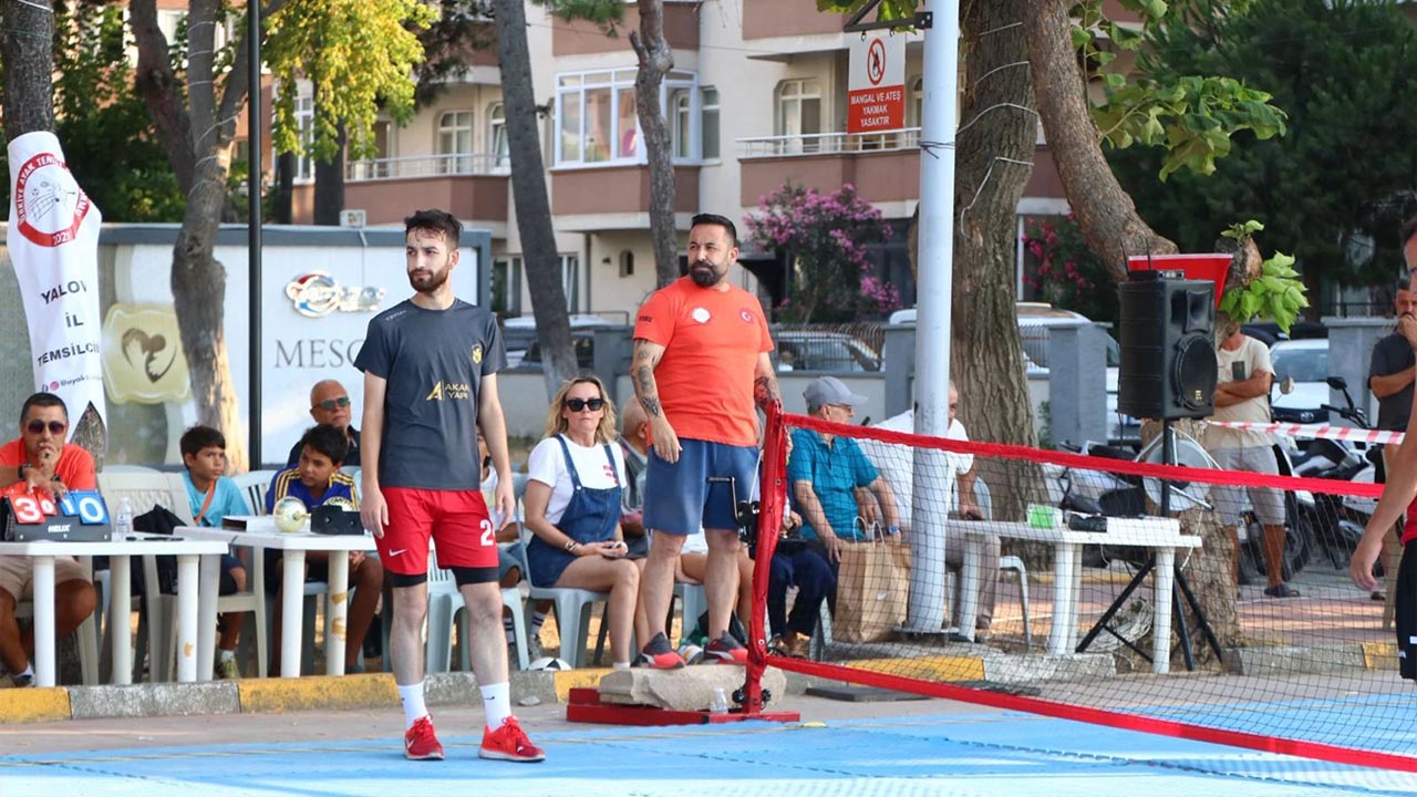 Yalova Ciftlikkoy Ayak Tenis Turnuva Mac (6)