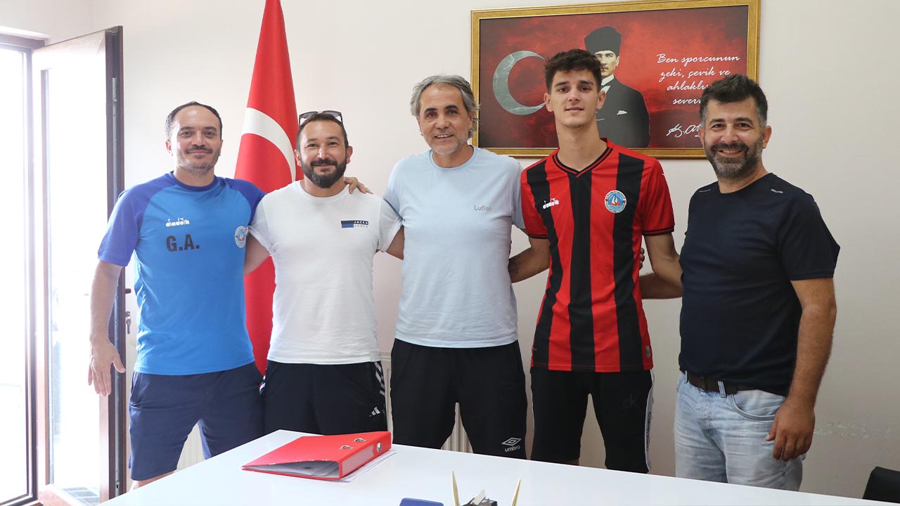 Yalova Ciftlikkoy Belediyespor Transfer (10)