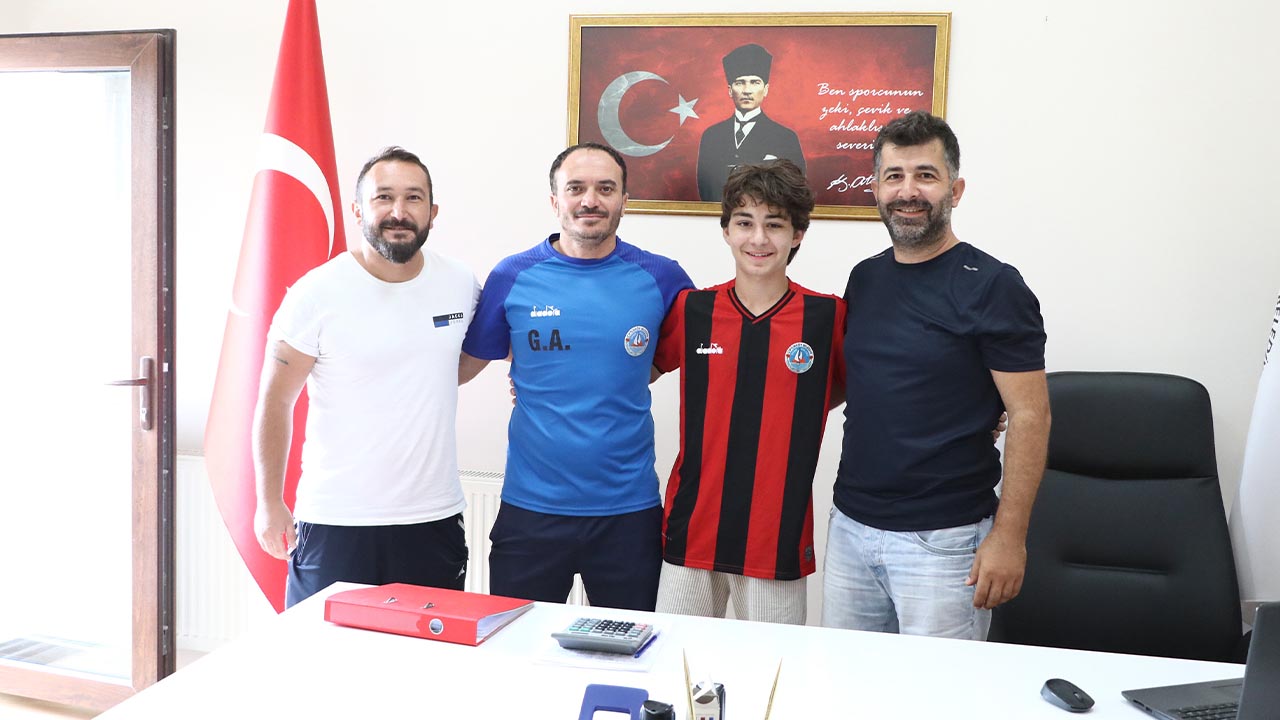 Yalova Ciftlikkoy Belediyespor Transfer (8)